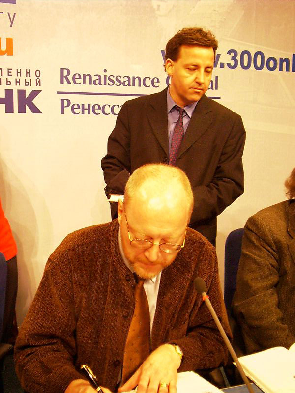 book2Si50.JPG (139443 bytes)
